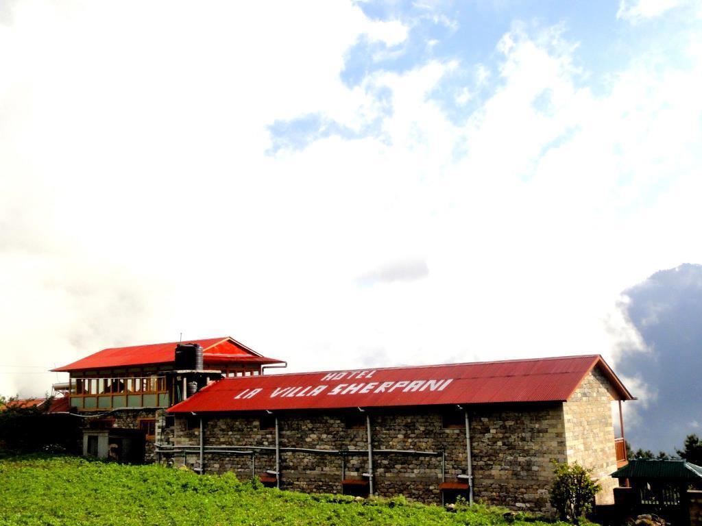 Lukla Airport Resort Lukla Bagian luar foto